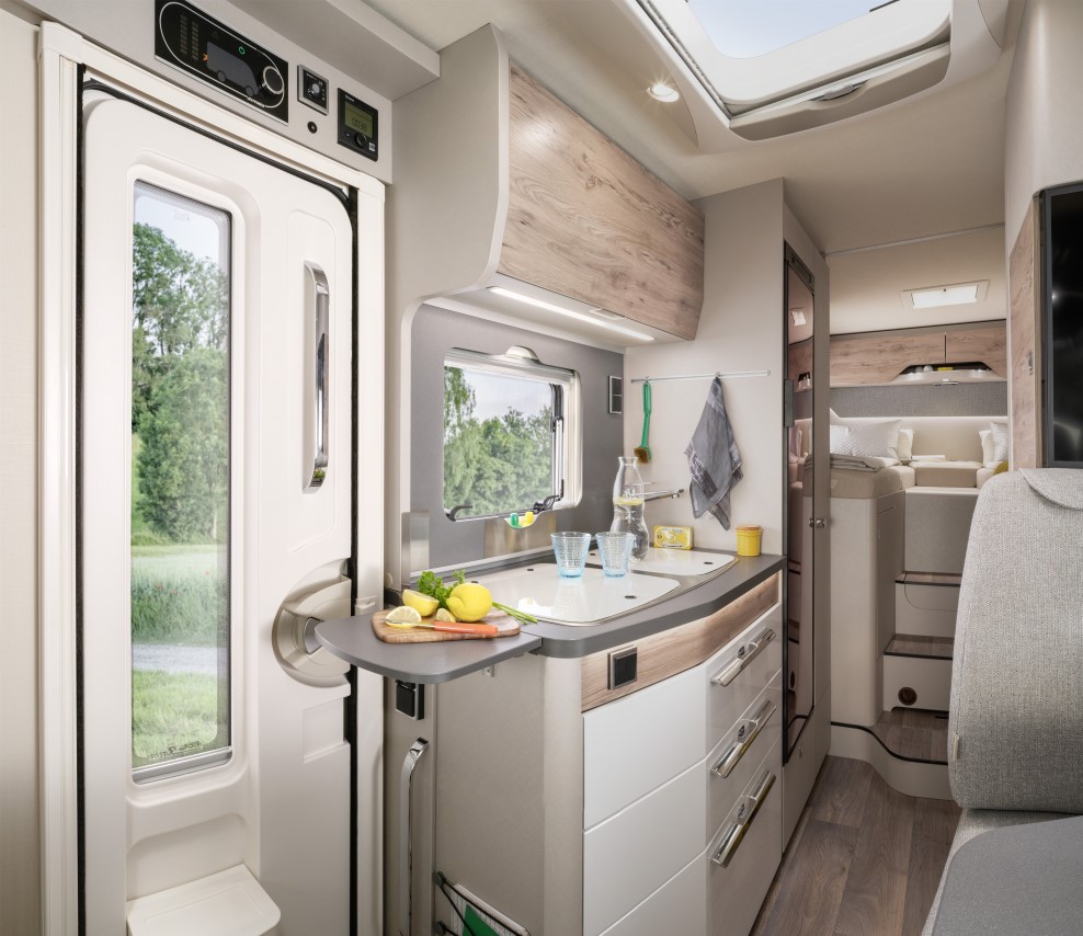 РђРІС‚РѕРґРѕРј Hymer Exsis i 474