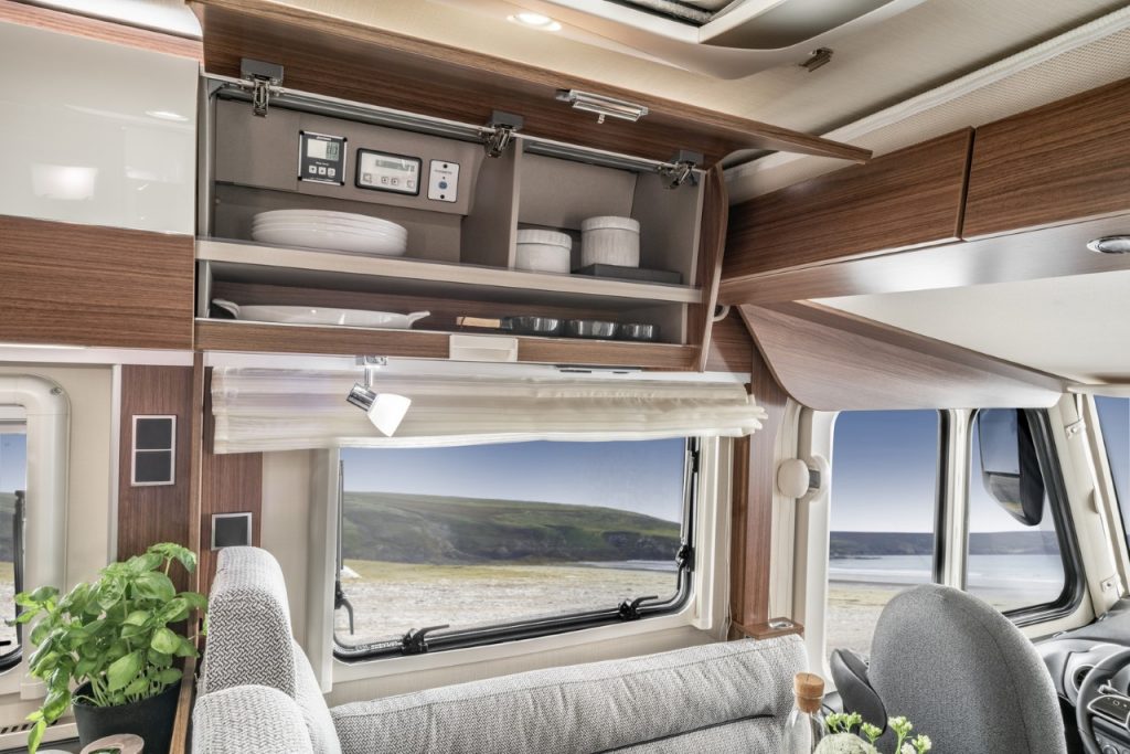 HYMER B-Class Modern Comfort I 680 For Sale | Travelworld Motorhomes